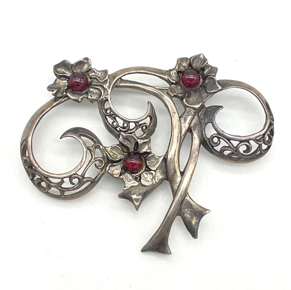 JJM Sterling Silver Floral Filigree Brooch Vintage